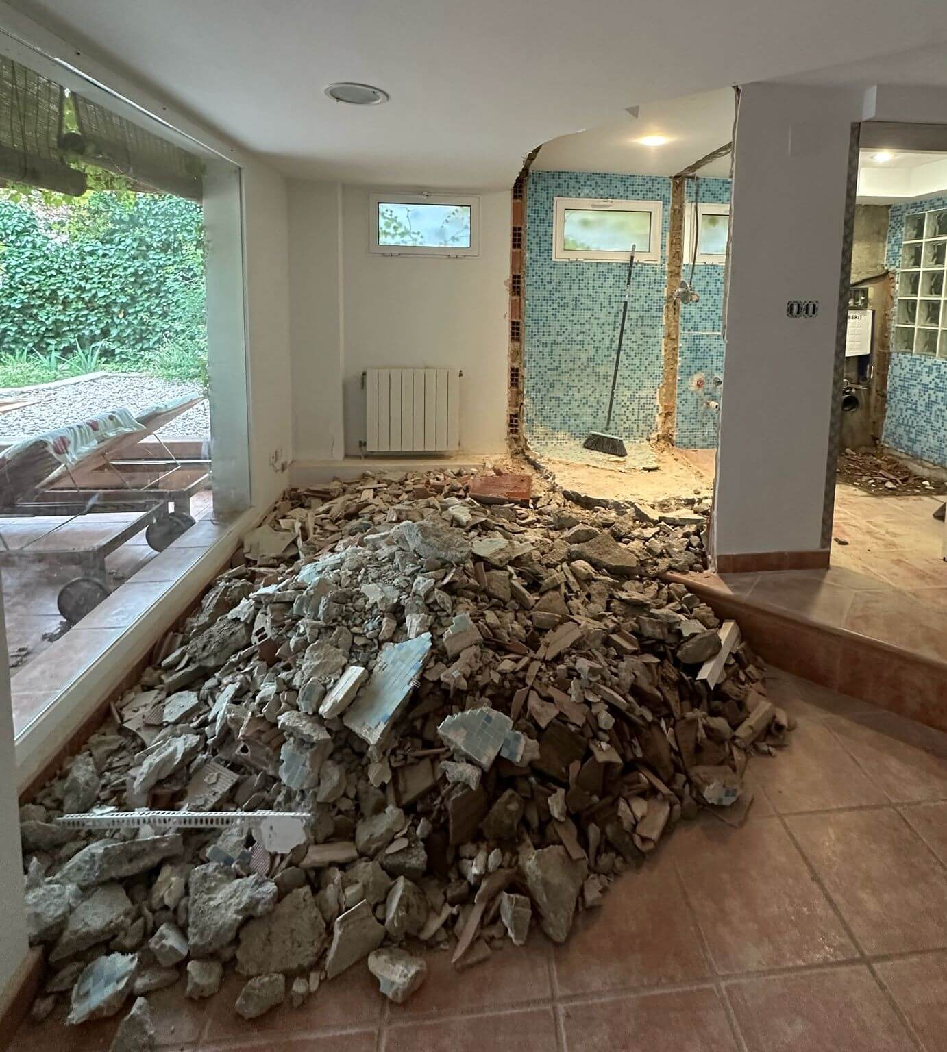 Renovating Property in Valencia: What Buyers Need to Know 3 remodeling